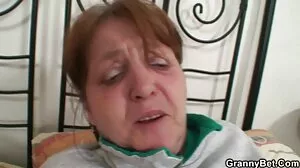 My Pervy Family의 매혹적인 무료 야도 ㅇ Sheena Ryder가 있는 POV 나사