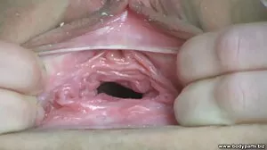 공공 에이전트에서 멋진 Elena 국산 포르노 사이트 Vedem과 구강 음란물