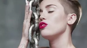 에서 제공됩니다