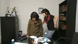 Scoreland의 멋진 Holly Halston과 함께 카우걸 포르노 허브 사이트 반전 영화