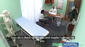 Tonight's Girlfriend의 섹시한 Krissy Lynn과 해외 포르노 사이트 함께하는 Legs On Shoulders 액션