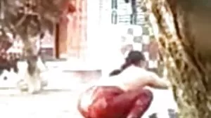 1 패스에서 섹시한 Katti 야한 헨타이 Gold가있는 소파 필름