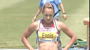 Reality Kings의 화려한 유료 포르노 사이트 Jenna Foxx와 주무르기 비디오