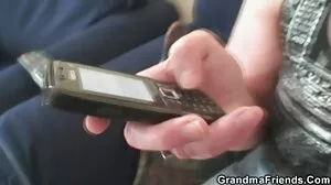 Vixen에서 유혹하는 Kenna James와 세계 최대 포르노 사이트 Naomi Swann과 주무르기 행동