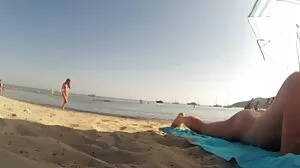 18 VideoZ에서 호색한 Tanya와 포르노 무료 사이트 자연의 가슴 섹스