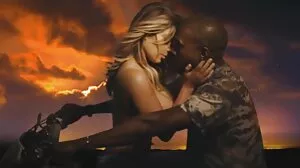 Girls Way에서 멋진 Dana DeArmond, 포르노 사이크 Eliza Ibarra 및 India Summer와 가위질