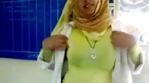 Brazzers의 열정적인 Kagney Linn Karter와 함께하는 POV 포로노 사이트 영화